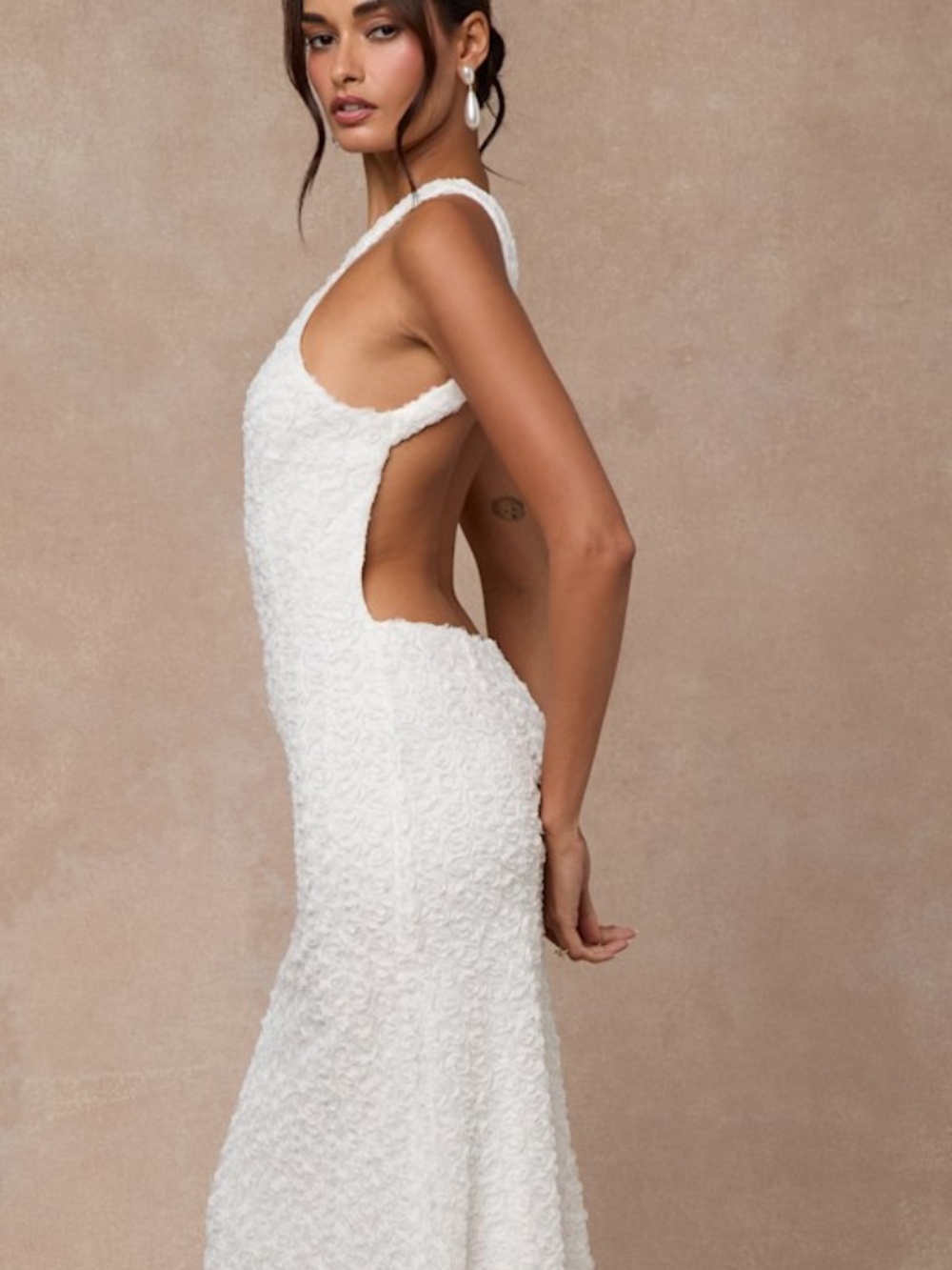 Lulus Ottiline White Textured Backless Maxi Dress - Size M